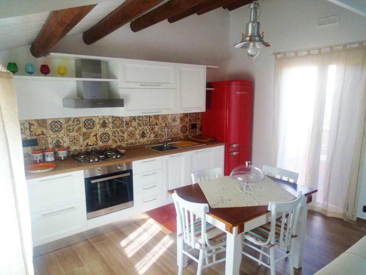 Sara'S Home Чефалу Екстериор снимка